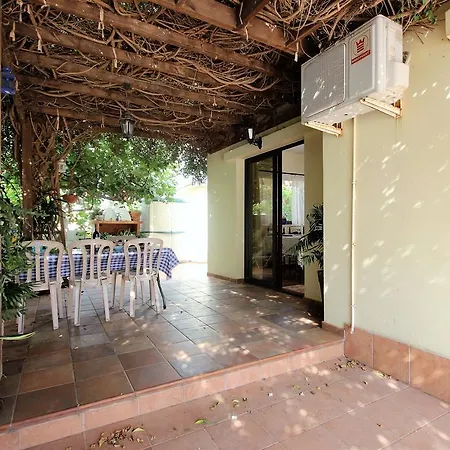By The Sea Villa *
